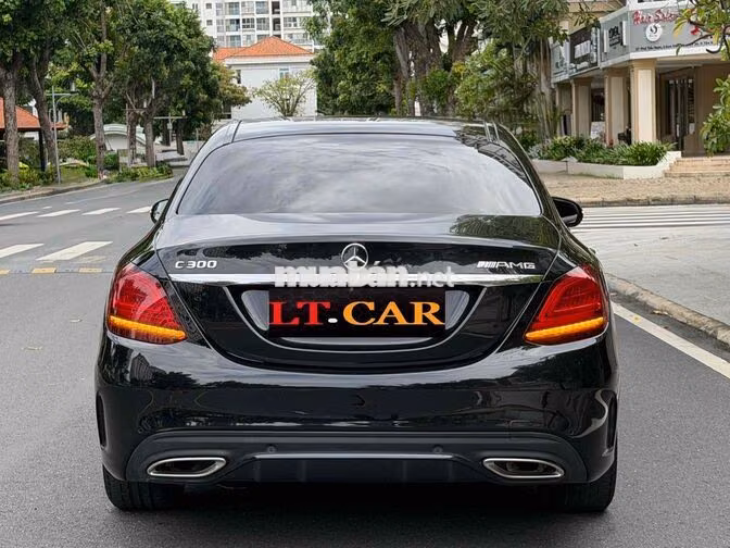 Mercedes-Benz C300 AMG 2021