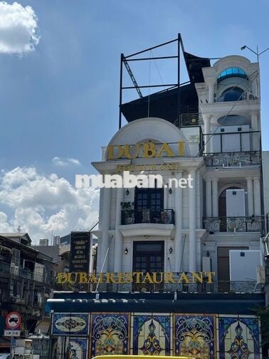 Tuyển 10 Phục Vụ Nhà Hàng Quận 1