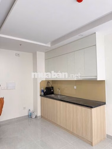 1PN1WC SẴN RÈM GIÁ CHỈ 5TRIỆU TẠI A&T SKY GARDEN
