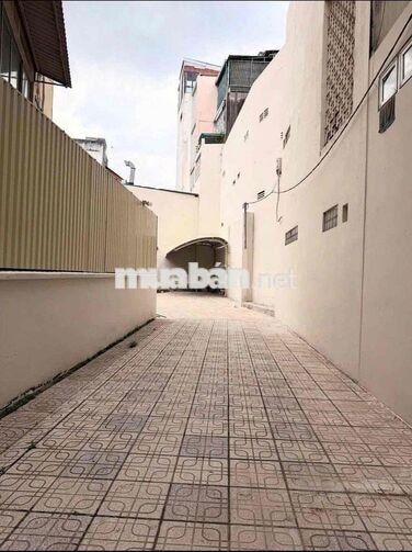 CHO THUÊ BIỆT THỰ SÂN VƯỜN PHÚ NHUẬN DT 630m2