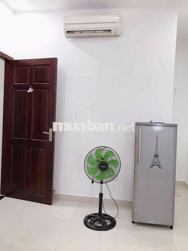 Cho thuê phòng 20m2 ở Quận Bình Thạnh, gần Trung tâm Thành phố