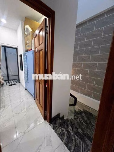 Bán nhà 5x11m, 1 lầu, 2pn, sát KDC An Sương, hẻm 4m thông, THT, Q12