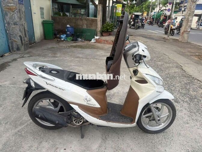 Honda Vision 2013 Trắng