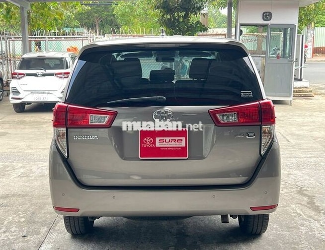 TOYOTA INNOVA 2.0E SỐ SÀN 2022 - THƯƠNG LƯỢNG