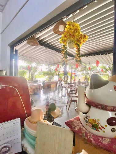 SANG NHƯỢNG QUÁN CAFE GIÁ RẺ DT HƠN 320M² – GIÁ SANG 280 TRIỆU