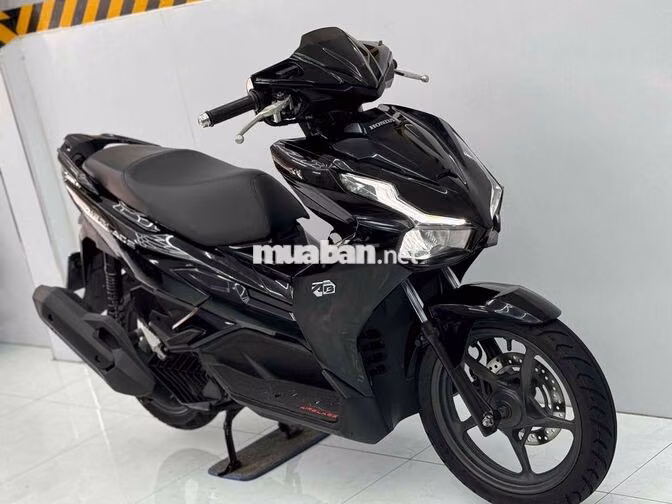 Honda Airblade 125 4Val 2023 Đen bóng
