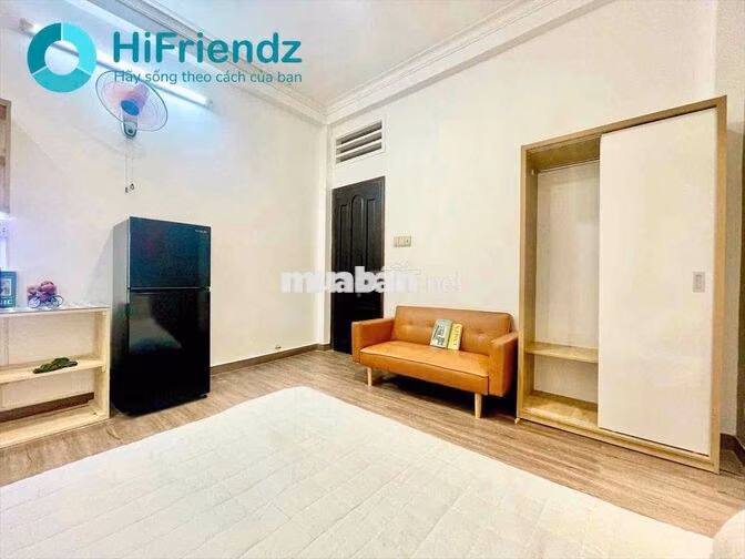 STUDIO BANCOL MÁY GIẶT RIÊNG NGAY CÔNG VIÊN HOÀNG VĂN THỤ