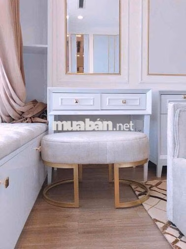 Cần cho thuê căn 2pn Toà Landmark 2, ưu tiên vào sớm