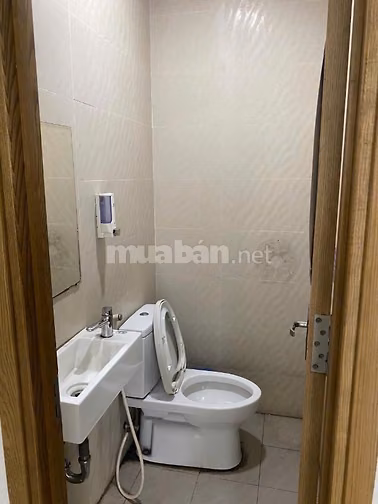 CHÍNH CHỦ CHO THUÊ NHÀ MẶT TIỀN ĐƯỜNG KINH DƯƠNG VƯƠNG