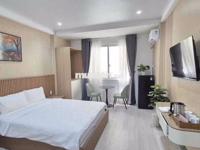 Cho thuê khách sạn MT Trần Hưng Đạo Q5 (đường 2 chiều). - Diện tích: 4