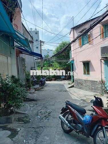 Chính chủ 1 lầu 2 phòng ngủ hẻm Nơ Trang Long công nhận đủ 32,3m2