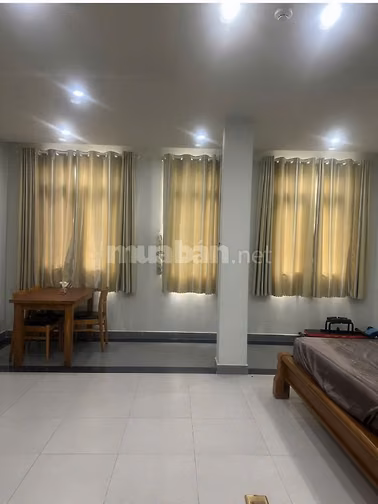 Bán Tòa CHDV Cao Cấp Thu Nhập Gần 100Triệu/Thang, Ngay Sân Bay