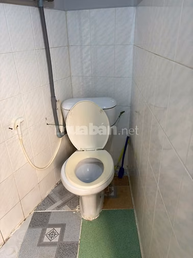 Cho thuê nguyên căn lầu suốt đường Trần Huy Liệu, Phường Phú Nhuậ