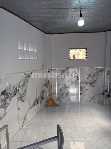 Cho thuê nguyên căn lầu suốt đường Trần Huy Liệu, Phường Phú Nhuậ