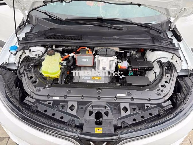 VinFast VF6 2025 Trắng 37000 km