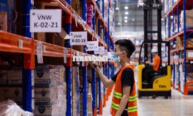 LƯƠNG NGÀY ĐÓNG GÓI TÃ SỮA MỸ PHẨM VISIP