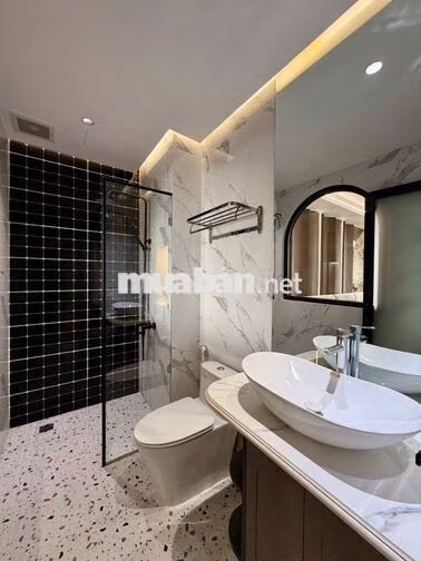 Siêu Phẩm Hà Đô Lê Thị Riêng 75m2- hang Máy Đường 12m ,Ở và Kinh Doanh