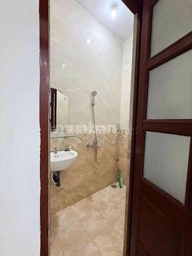 CHO THUÊ NGUYÊN TẦNG LẦU 2 – ĐƯỜNG 100 BÌNH THỚI, QUẬN 11