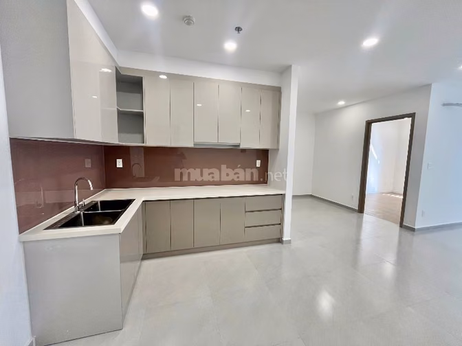 MT Eastmark City, căn 1PN siêu hiếm, chỉ 2,9 tỷ view hồ bơi