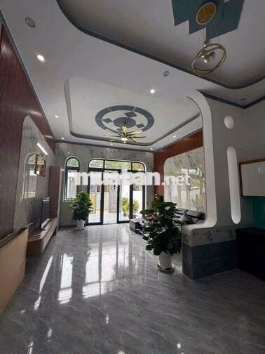 nhà đẹp giá rẻ tại tân định bến cát Bình Dương