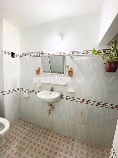 Cho thuê nhà MT Đỗ Quang Vị Trí sầm uất KD buôn bán rất tốt