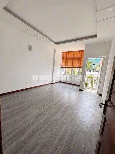 NHÀ MỚI RỘNG SẠCH- 163B Nguyễn Hồng Đào, P14, TB- 4x20m, 4 Tầng, 300m2
