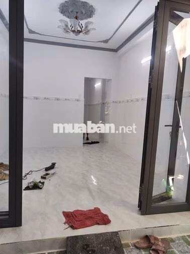 giá 3tỷ6. bán nhà 3,9x11m 1 lầu 2pn 2wc