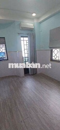 Nhà trệt 3 lầu có sân thượng, đường XVNT P21 BT