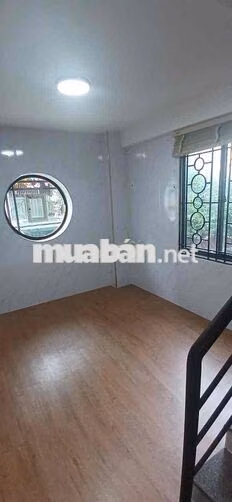 Nhà trệt 3 lầu có sân thượng, đường XVNT P21 BT