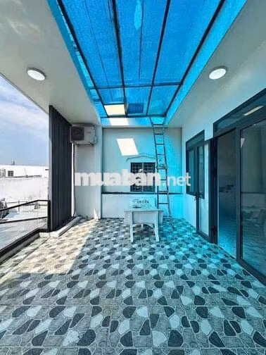 Cho thuê nhà trục chính hẻm thuận tiện kinh doanh 2 lầu
