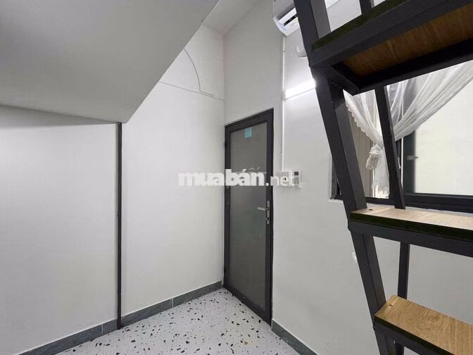 DUPLEX CỬA SỔ ĐÓN NẮNG FULL NỘI THẤT NGAY LĂNG CHA CẢ - TÂN BÌNH