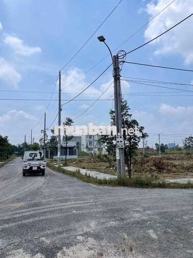 ⁠Bán đất nền chính chủ xã Long Cang Cần Đước Long An, sổ hồng riêng