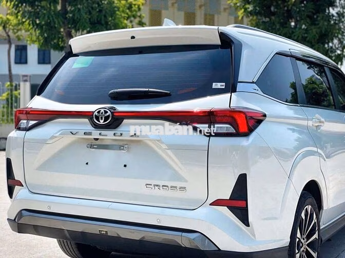 Toyota Veloz Cross TOP 2026 Trắng 6.000 km