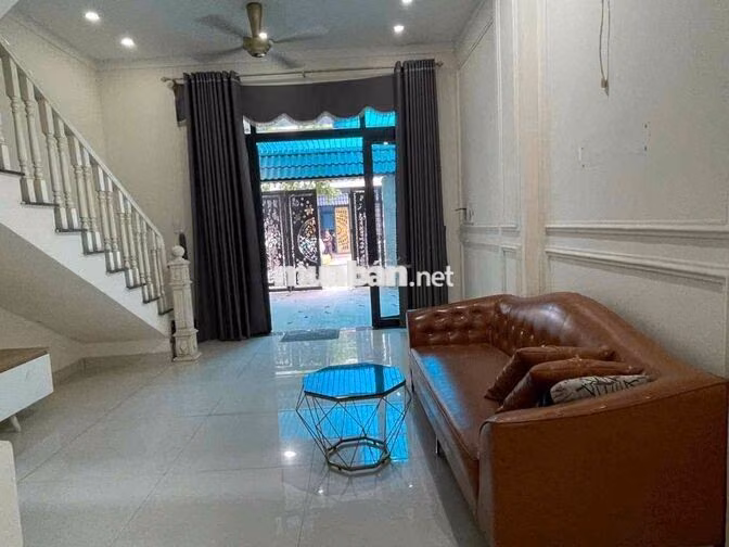CHO THUÊ NHÀ FULL NỘI THẤT ĐẦY ĐỦ XÁCH VALI VÀO LÀ Ở