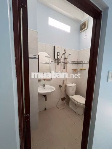 Cho Thuê Hoặc Bán Nhà Nguyên Căn
