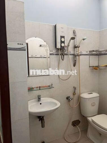 Cho Thuê Hoặc Bán Nhà Nguyên Căn