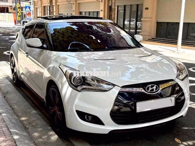 Hyundai Veloster 1.6 AT GDi 2011 Trắng tự động