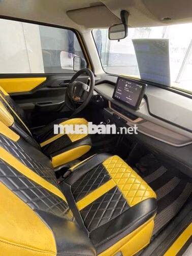 VinFast VF3 Plus 2025 Vàng 28,000 Km