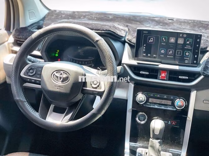Toyota Veloz Top 2026 Trắng 6000km