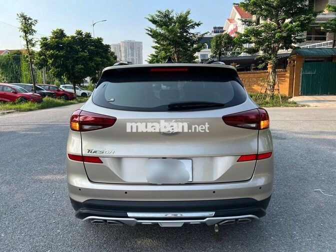 Hyundai Tucson 2.0 ATH 2021 Vàng sâm panh 27000 km