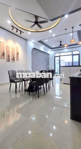 Nhà Lầu 600tr- SHR Ngay Biên Hòa P Phước Tân -Tuyến sân bay Long Thành