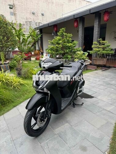SH125 CBS 2016 Đen nhám Hỗ trợ góp
