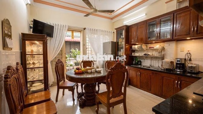 BÁN NHÀ MẶT TIỀN DƯƠNG QUANG ĐÔNG, TRUNG TÂM HÀNH CHÌNH Q.8, SHR, 18T