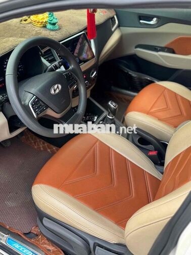 Hyundai Accent 2019 Số sàn 100000 km Trắng