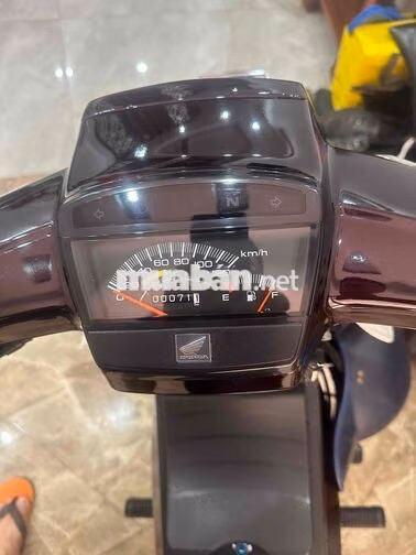 Honda Dream Việt Đen, Trắng 711 km