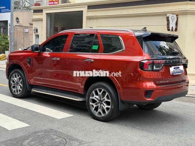 Everest 2 cầu 2022 Xuất Hoá Đơn Xe Bán Tại Ford