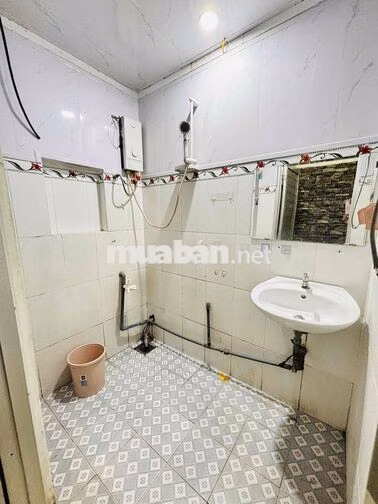 NHÀ NGUYÊN CĂN HẺM PHẠM HỒNG THÁI  NHÀ MỚI SẠCH SẼ.