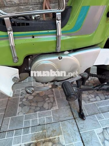 Honda Chaly Cổ điển Xanh lá Nhật Bản