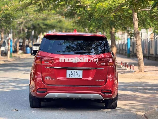 Bán Kia Sedona đời 2019 bản Platium hỗ trợ bank