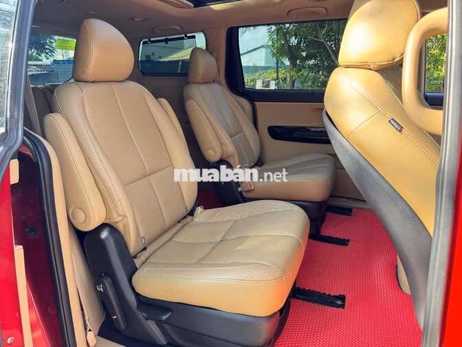Bán Kia Sedona đời 2019 bản Platium hỗ trợ bank